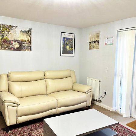 Newbuild - 3 Bedrooms, 2 Baths,5 Mins From Airport Edinburgh Exterior photo